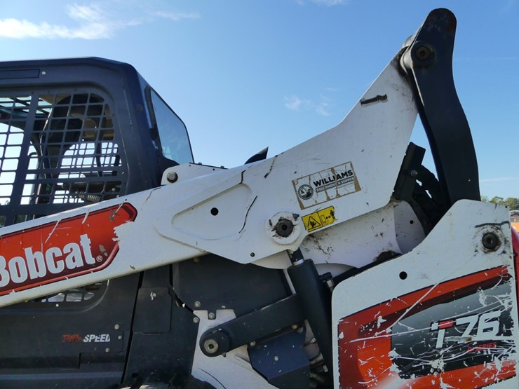 2021-bobcat-t76-image-7