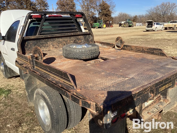 2005-dodge-ram-3500-image-16