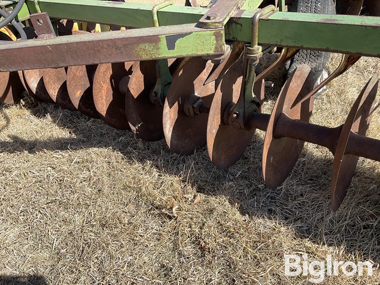 john-deere-17-image-11