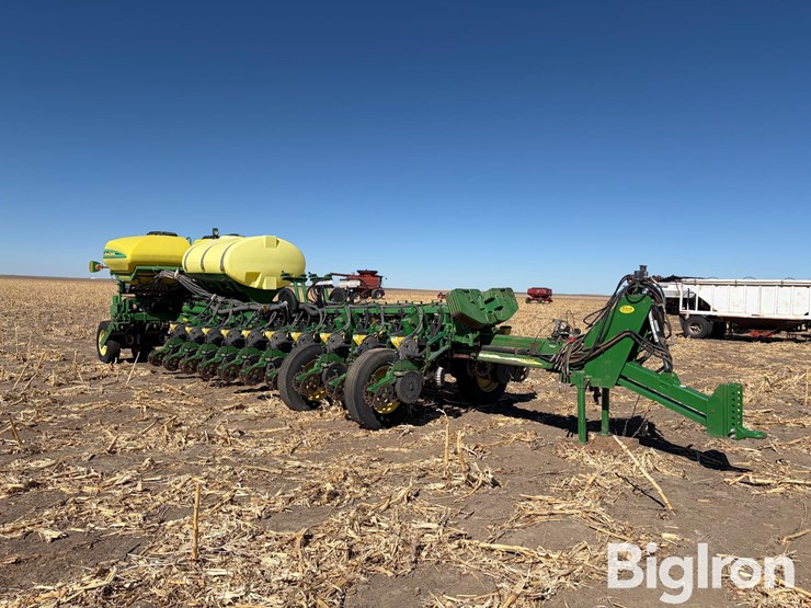 john-deere-1770nt-image-3