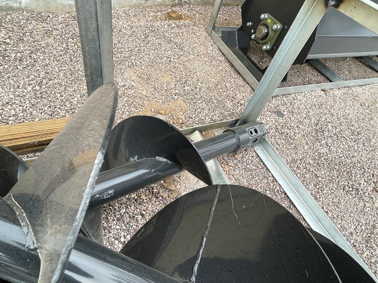 #4362-•-unused-2026-wolverine-skid-steer-auger-drive-and-bit-attachment-image-12