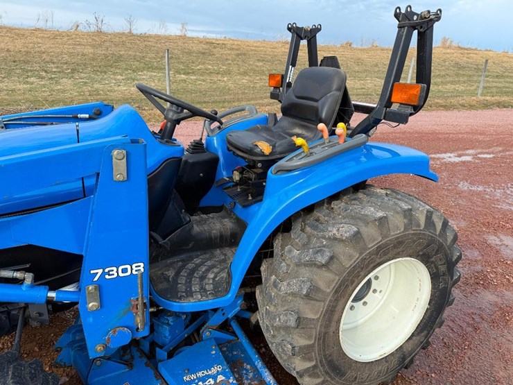 new-holland-tc29d-image-20