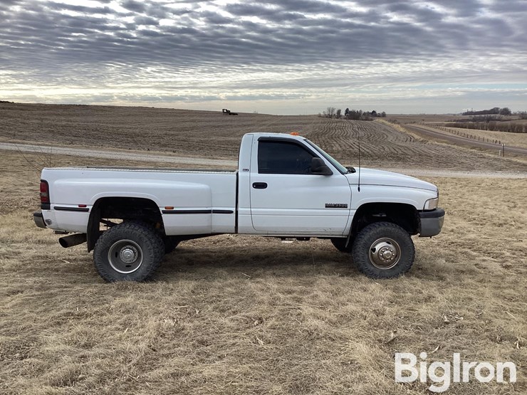 1996-dodge-3500-image-4