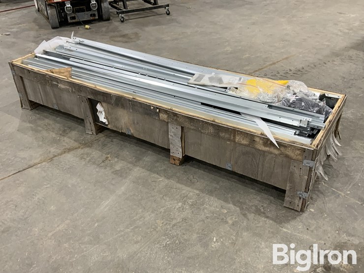 2025-massey-ferguson-730-image-5