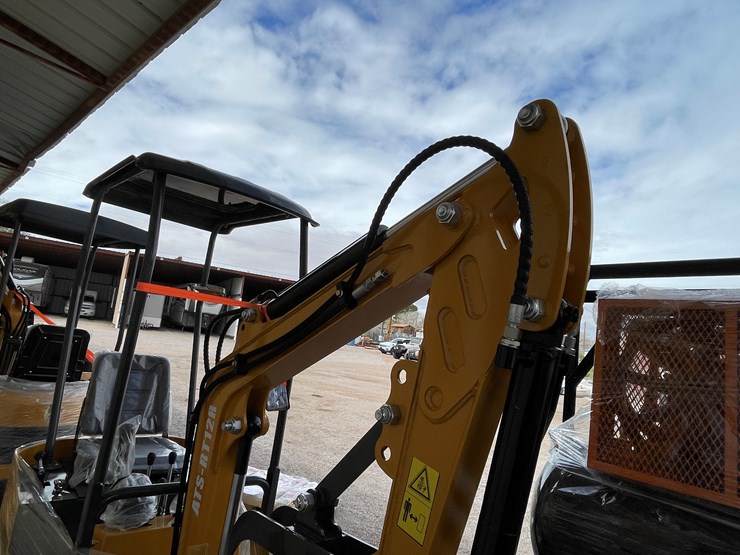 #4306-•-unused-2026-rt12r-mini-excavator-image-14