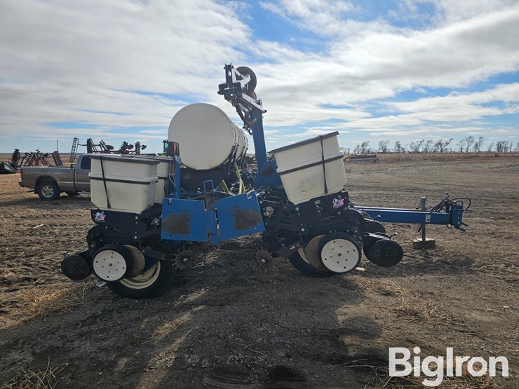 2007-kinze-3200-image-4