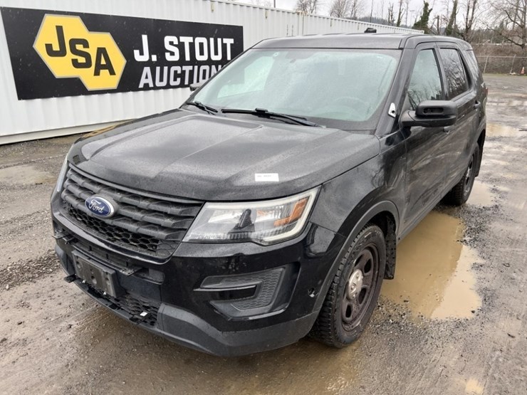 2018-ford-explorer-image-1