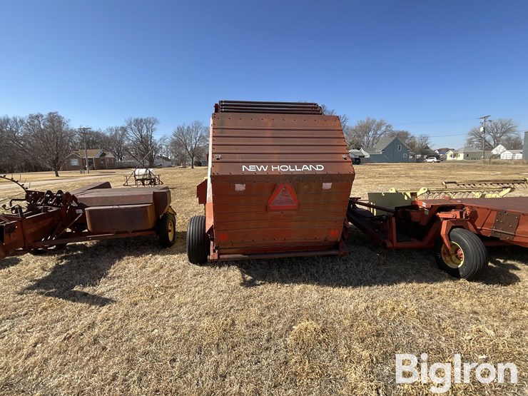 new-holland-852-image-6