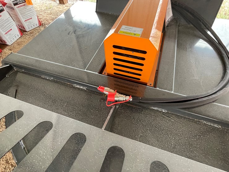 #4320-•-unused-2026-wolverine-skid-steer-brush-cutter-attachment-image-11