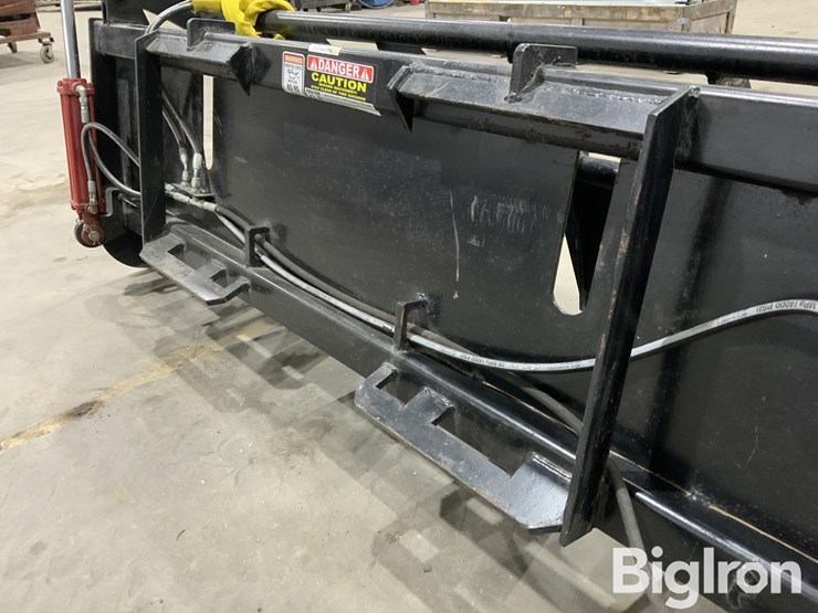 2025-massey-ferguson-730-image-10