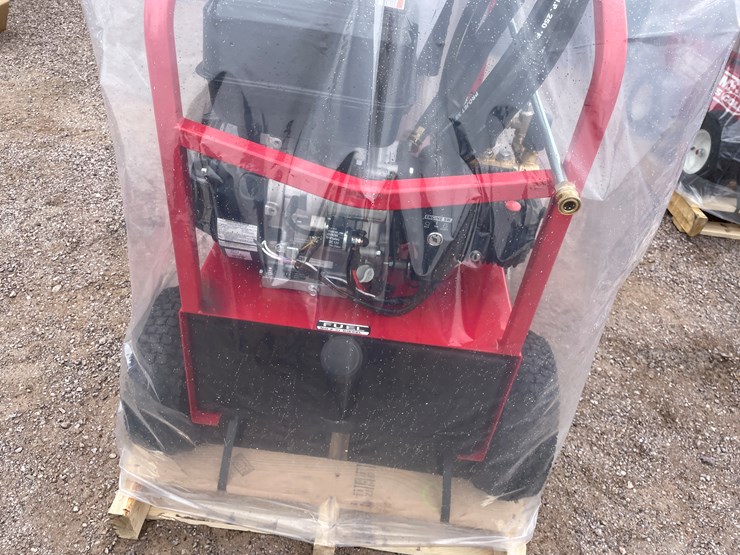 #4300-•-unused-hot-water-pressure-washer-image-7