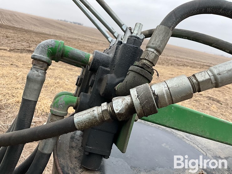 john-deere-158-image-12