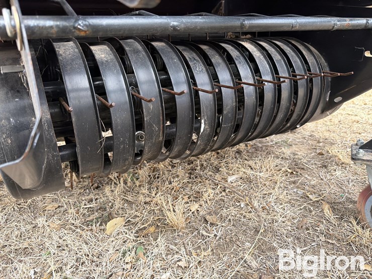 2022-ibex-tx31t-round-baler-image-14