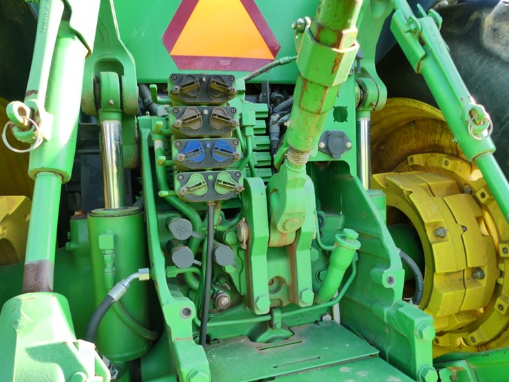 john-deere-8345r-image-7