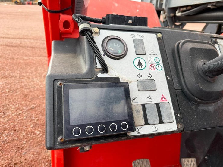 2018-skyjack-sj643th-image-45