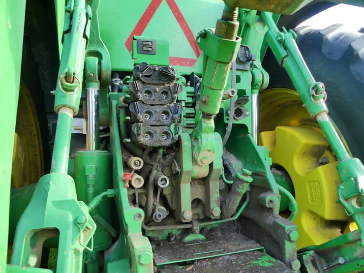 john-deere-8320r-image-6