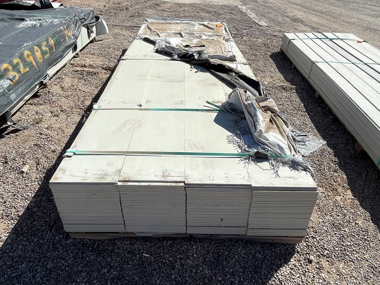 #4339-•-(appx.-160-pieces)-allura-12"-primed-fiber-cement-lap-siding-image-3