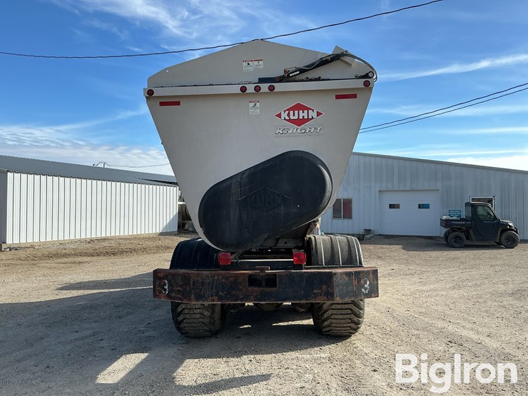 1994-international-2654-t/a-manure-spreader-truck-image-6