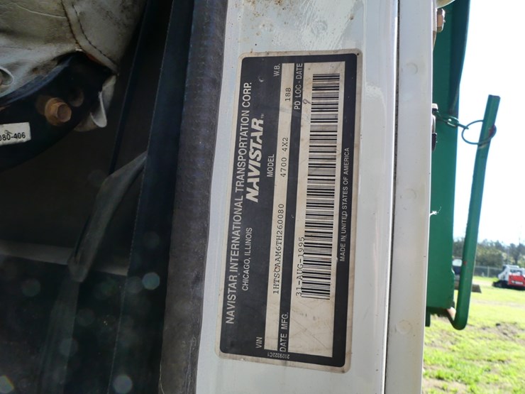 1996-international-4700-image-16
