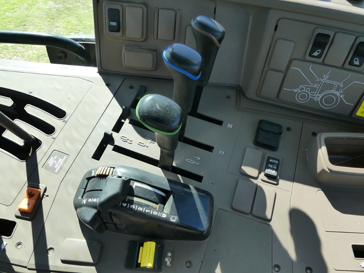 john-deere-6110m-image-16