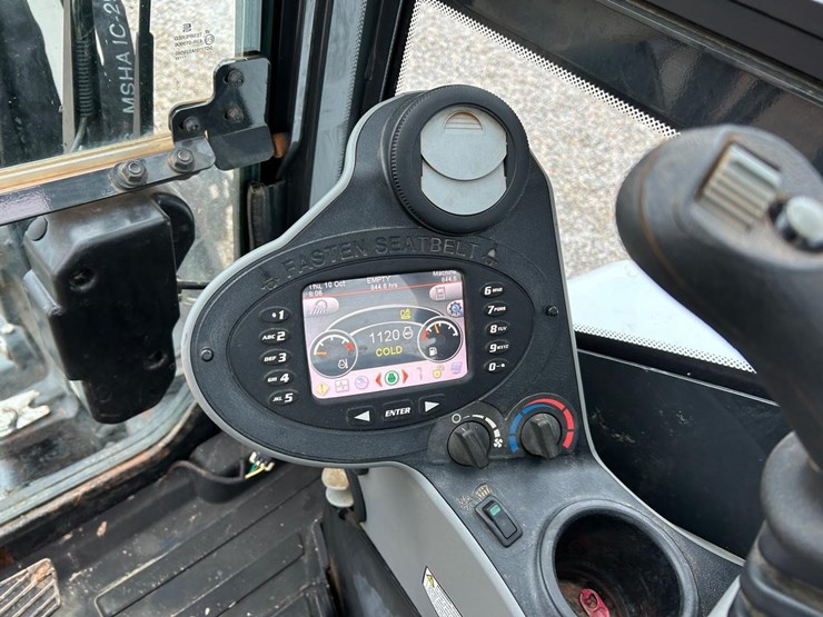 2023-bobcat-e60-image-22