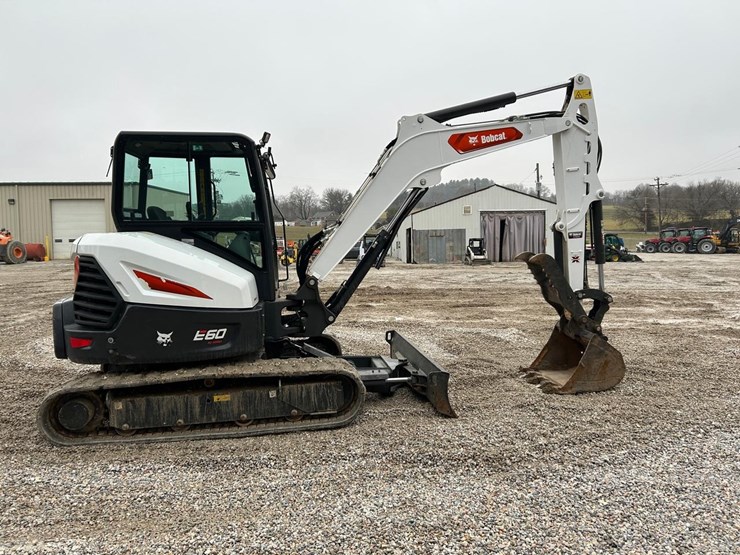 2023-bobcat-e60-image-5