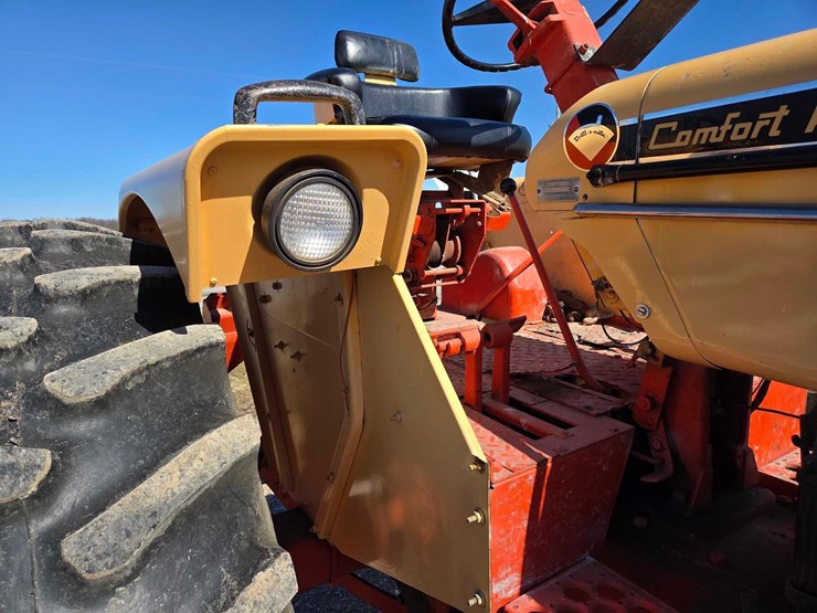 case-730-comfort-king-tractor-image-13