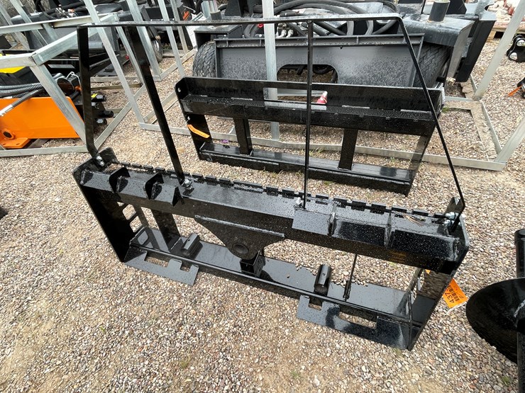 #4373-•-unused-2026-wolverine-pallet-fork-frame-attachment-image-1