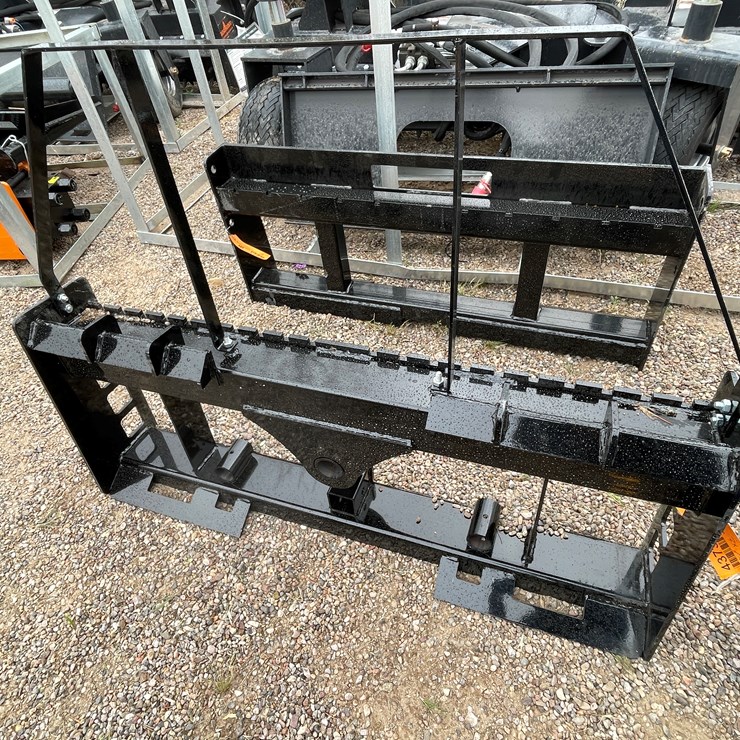 #4373 • Unused 2026 Wolverine Pallet Fork Frame Attachment