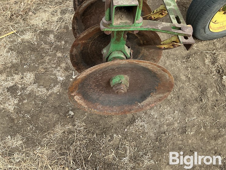 john-deere-bw-image-16