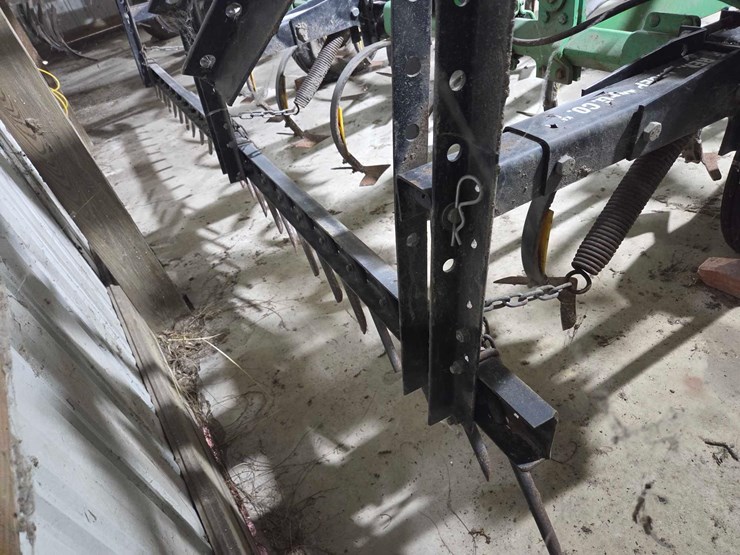 18'-deutz-allis-1250-field-cultivator-w/-remlinger-single-bar-diagonal-spike-harrow-image-4