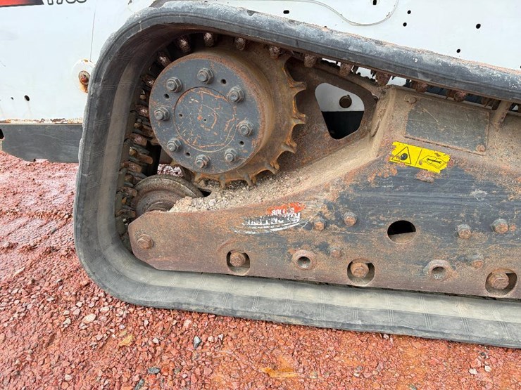 bobcat-t750-image-22