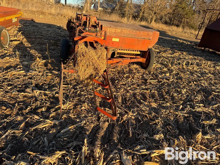 new-holland-275-image-5