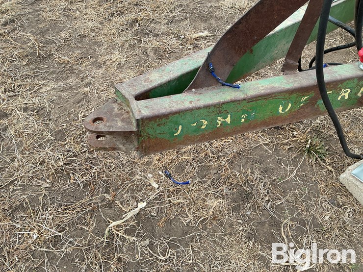 john-deere-200-image-9