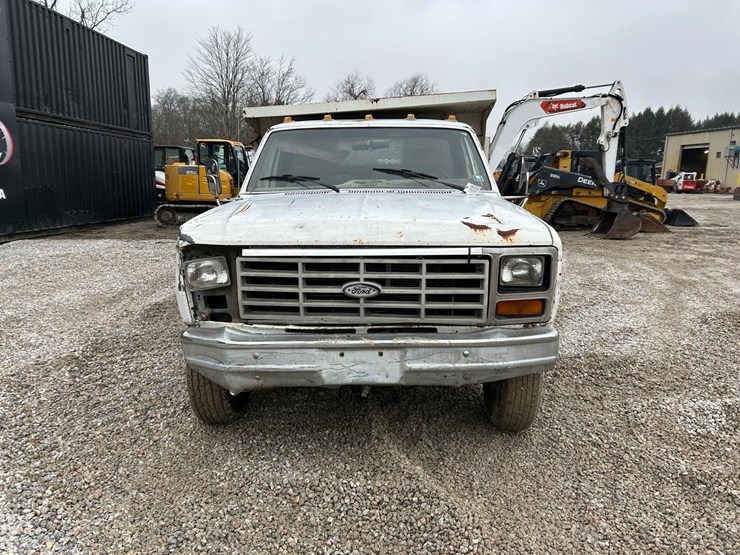 ford-dump-truck-image-7