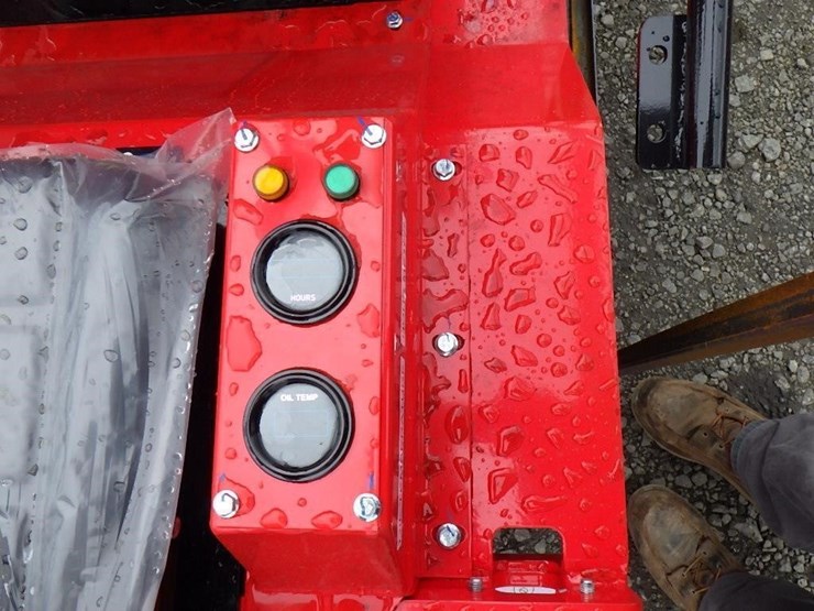 2026-agt-sda-140t-skid-steer-tracked-loader-image-13