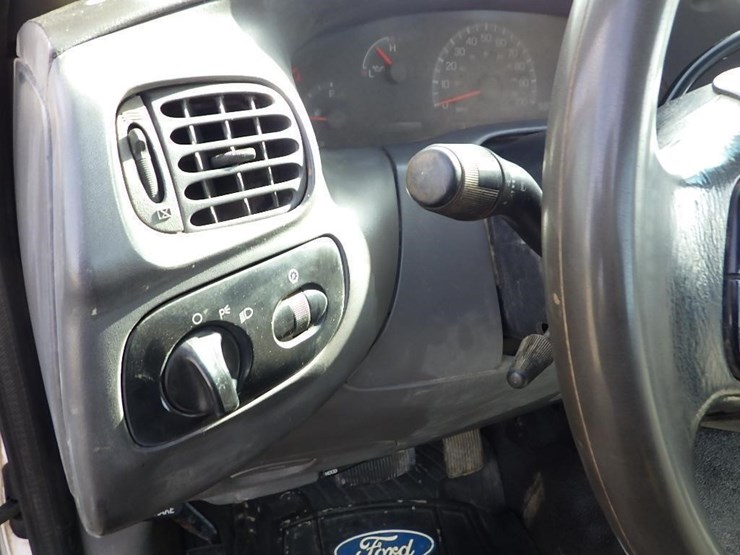 2004-ford-f150-image-22