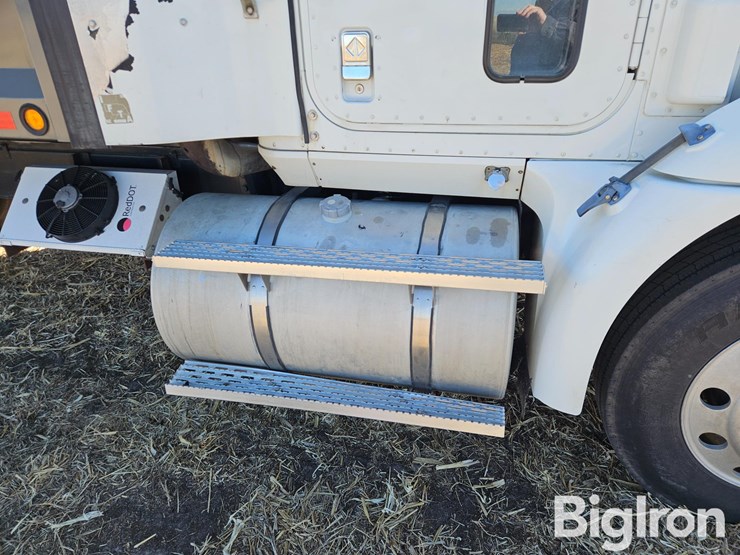 2000-international-9200i-image-16