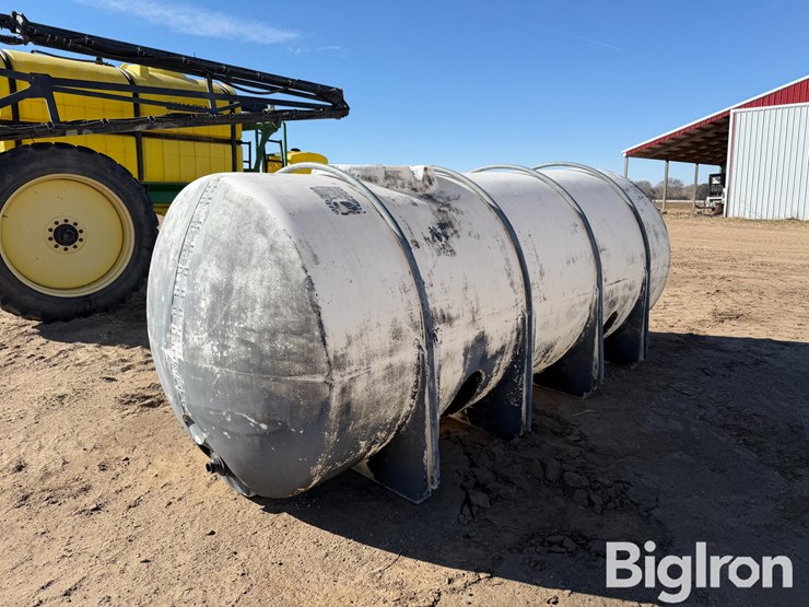 1700-gallon-liquid-tank-image-5