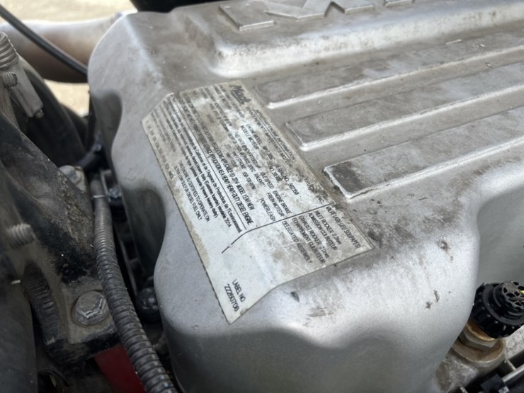 2015-mack-cxu613-tri-axle-truck-tractor-image-12