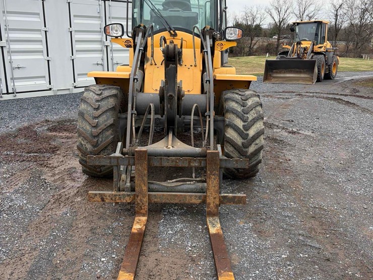 2019-volvo-l30gs-image-2