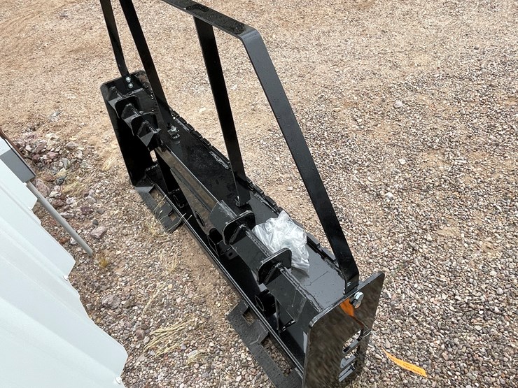 #4372-•-unused-2026-wolverine-pallet-fork-frame-attachment-image-11