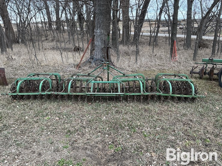 john-deere-pull-type-rotary-hoe-image-2