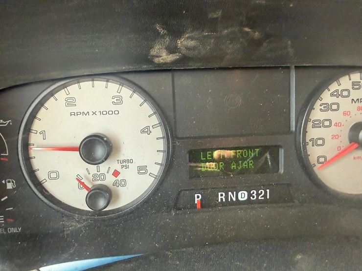 2006-ford-f550-image-35