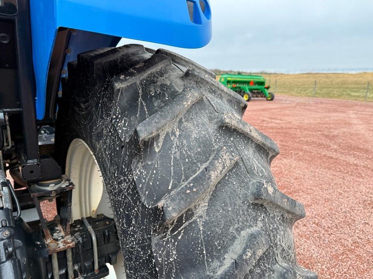 new-holland-ts6.130-image-8