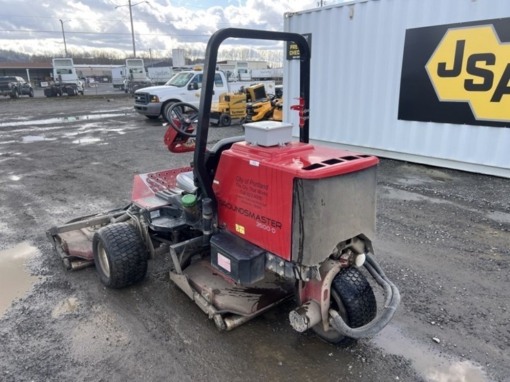 2013-toro-groundsmaster-3500-d-rotary-mower-image-6