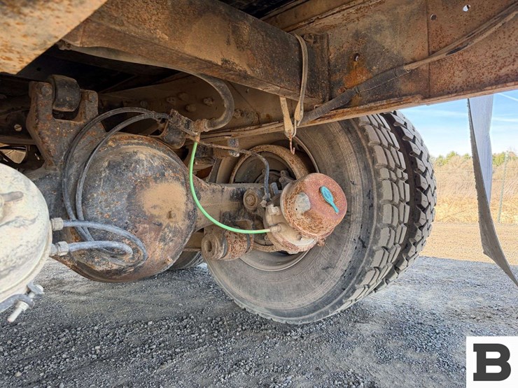 1981-ford-lt8000-image-22