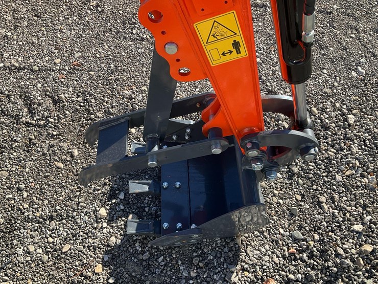 #1206-•-ats-rt12r-mini-excavator-image-9