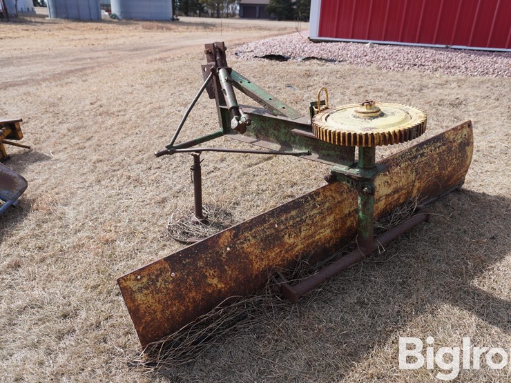 john-deere-7-image-7