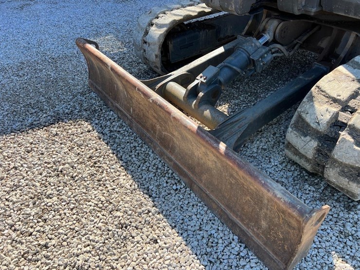 volvo-ecr88-image-13